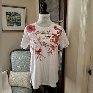 JOHNNY WAS EMBROIDERED TEE